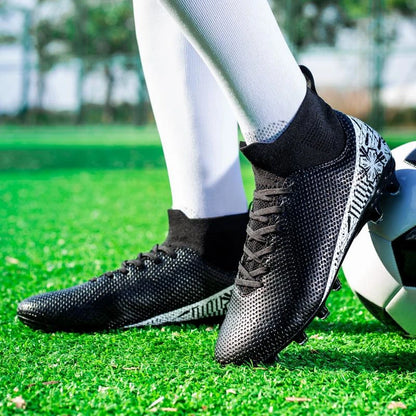 NEW High Quality Ultralight Mens Soccer Shoes Non-Slip Turf Soccer Cleats TF/FG Training Football Sneakers Chuteira Campo