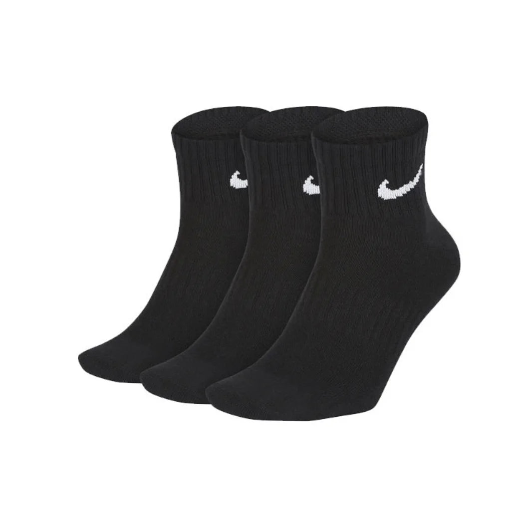 Nike LIGHTWEIGHT Unisex Quick Dry Training Socks 3 Pairs Winter Support Comfort Soft Black&White