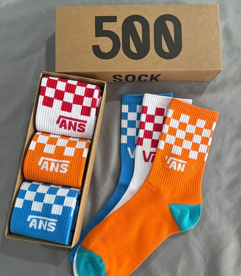 3 Pairs Unisex Casual Sports Socks, Cycling Skateboarding and Basketball, Couple Cotton Socks in a Gift Box