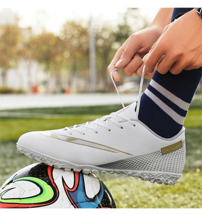 Turf Shoes Men Hard Court Youth Soccer Cleats Ultralight Women Football Boots Anti Skid Futasl Sneakers Big Size TF Chuteira