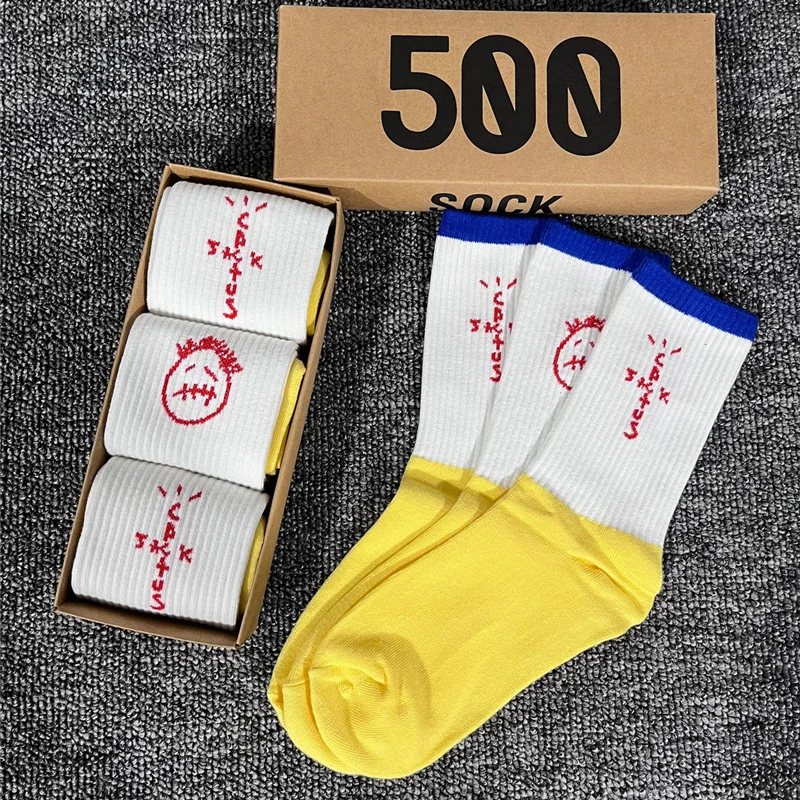 3 Pairs Unisex Casual Sports Socks, Cycling Skateboarding and Basketball, Couple Cotton Socks in a Gift Box