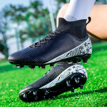 NEW High Quality Ultralight Mens Soccer Shoes Non-Slip Turf Soccer Cleats TF/FG Training Football Sneakers Chuteira Campo